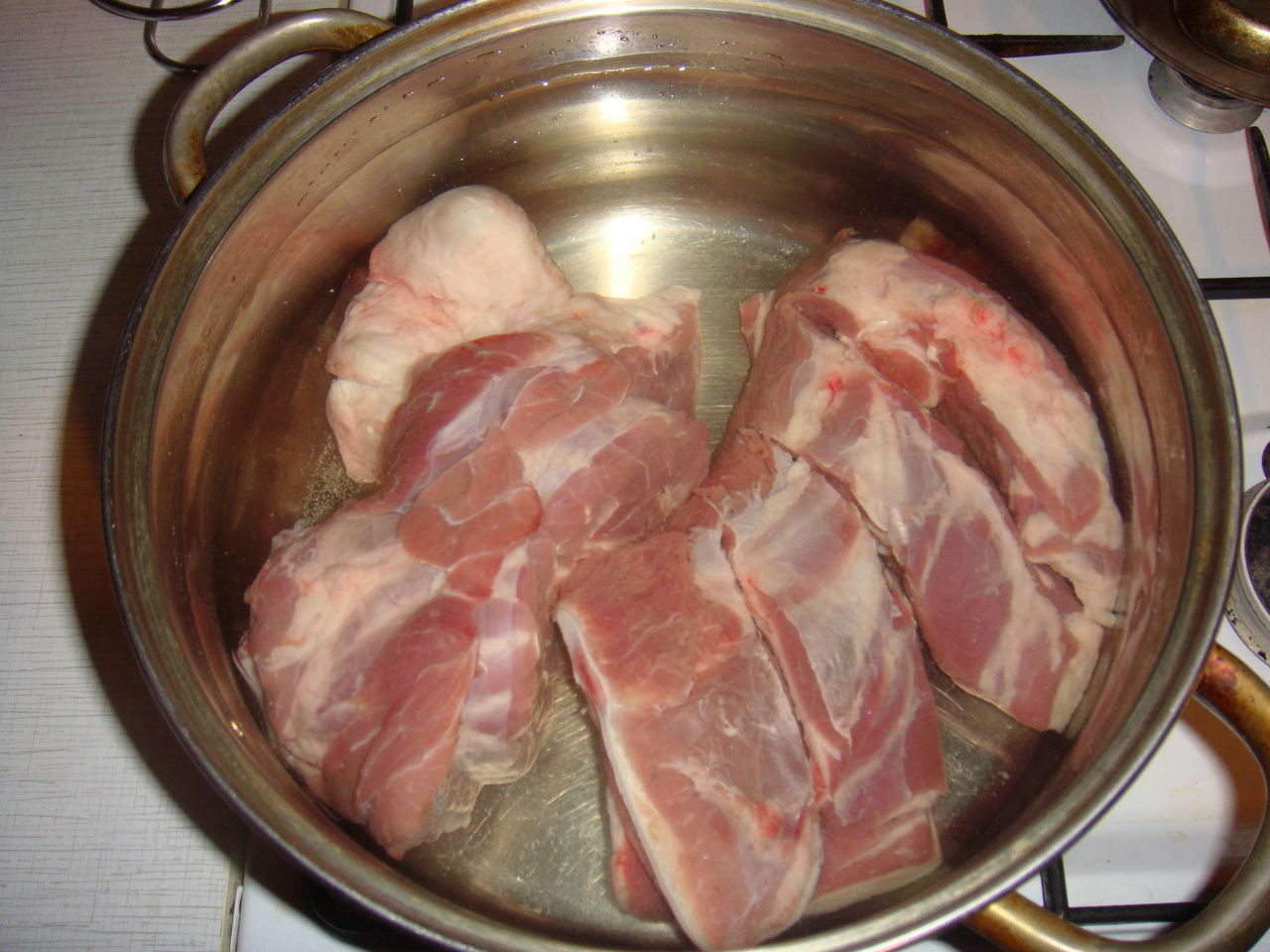 Сколько варить свинину?