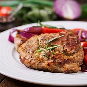 Как приготовить грудку индейки мягкой и сочной?