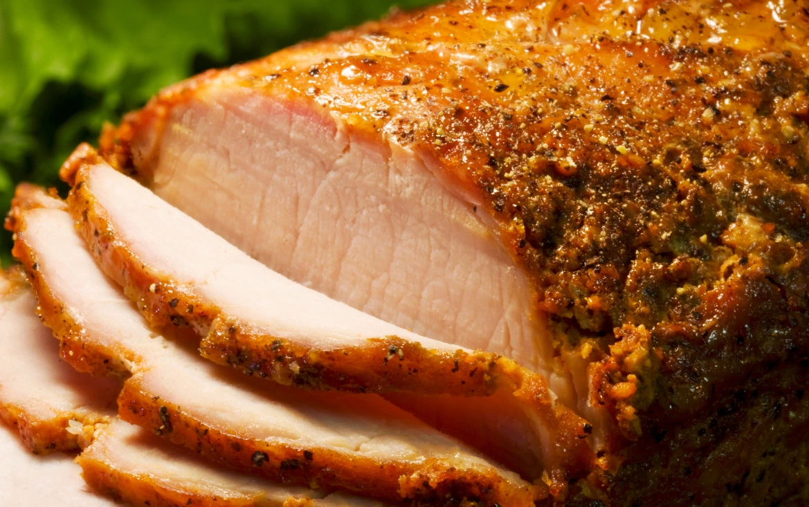 Свиной окорок запеченный в духовке - пошаговый рецепт с фото