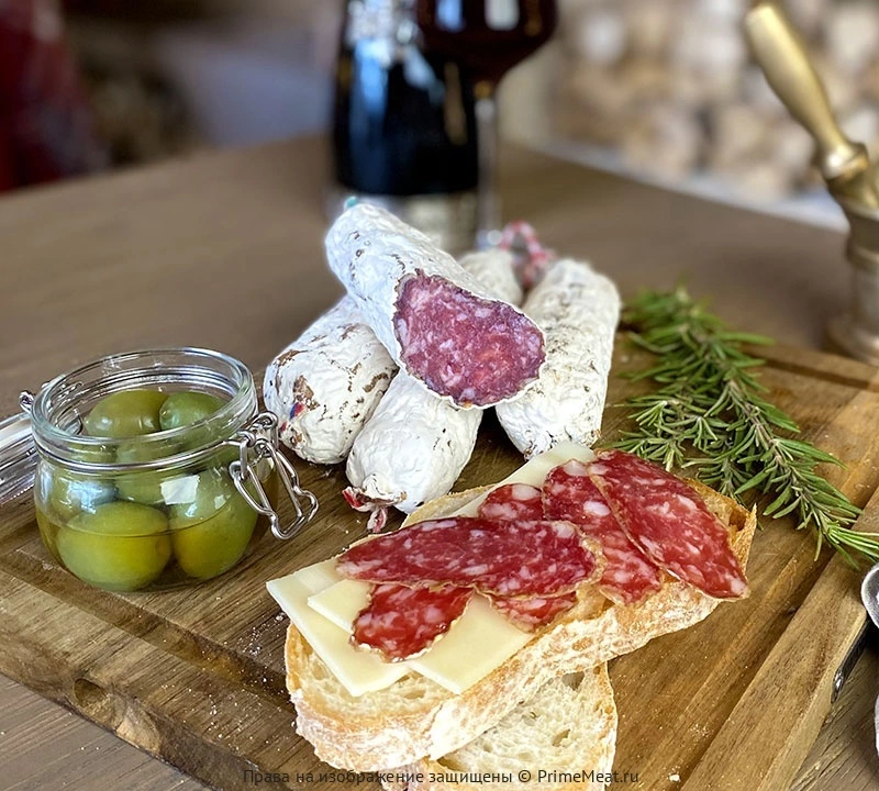 картинка Салями с голубым сыром Salame al Gorgonzola 200 г от магазина Primemeat