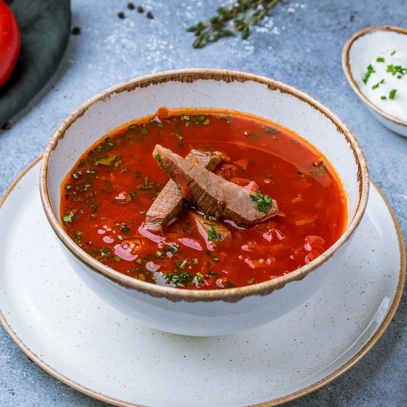 картинка Борщ с говядиной свежемороженый 750 мл от магазина PrimeMeat